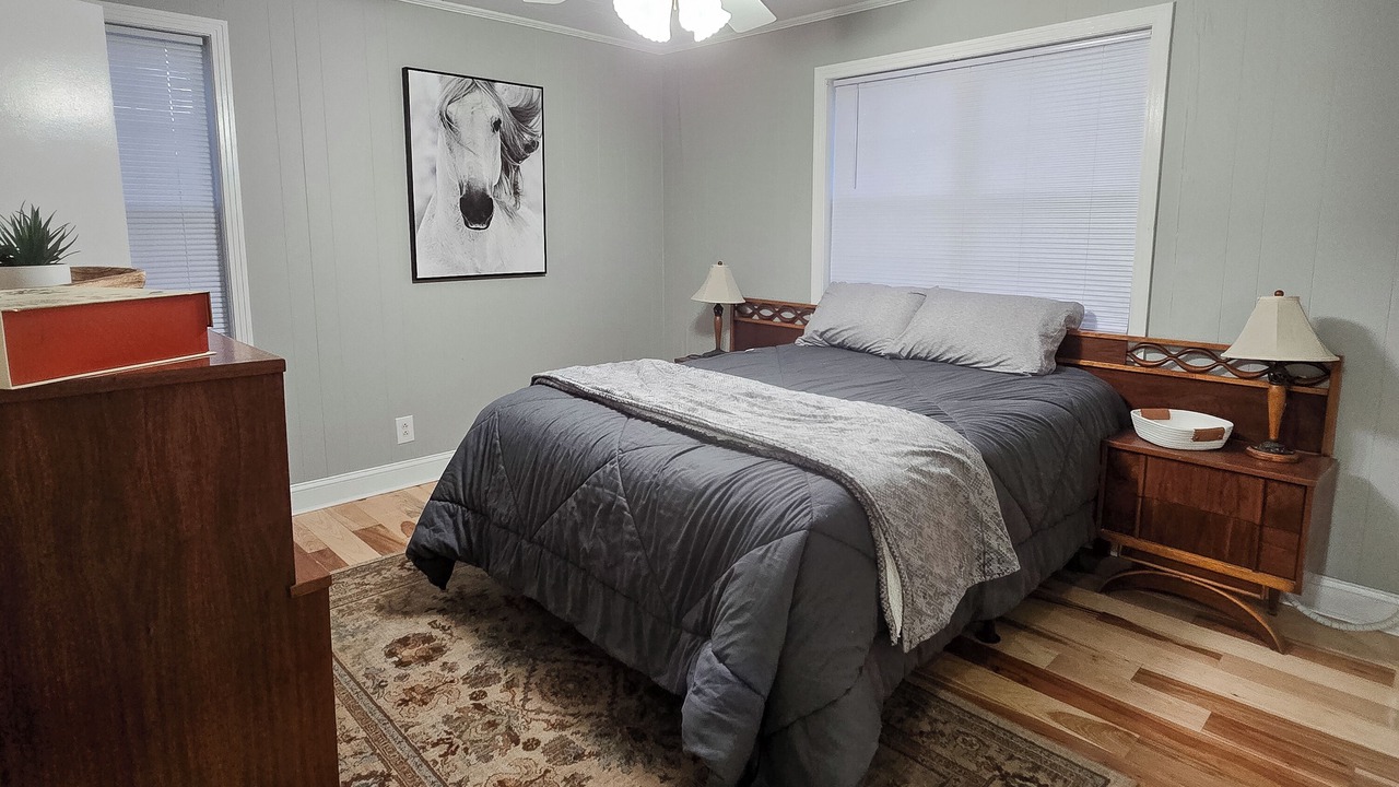 Photo of Bedroom in Lemon Springs