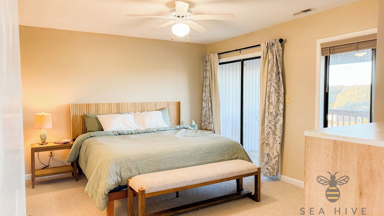 Photo of Bedroom in Caswell Beach