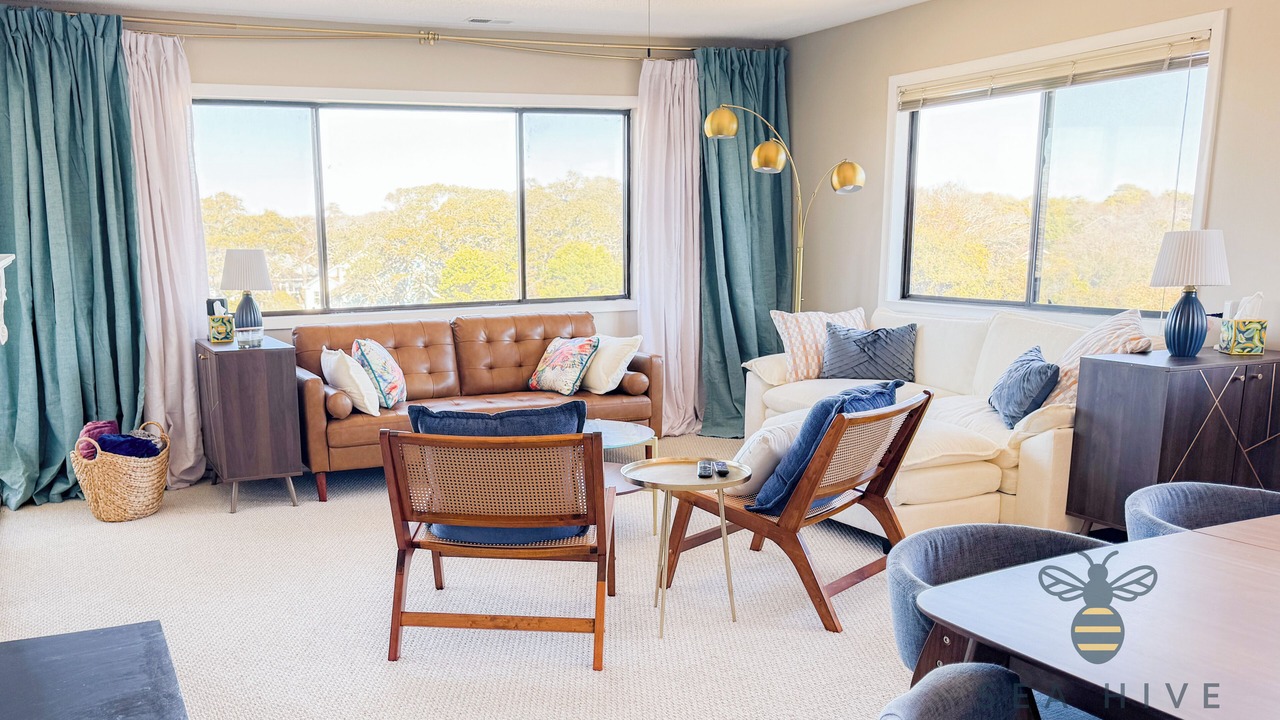 Photo of Livingroom in Caswell Beach