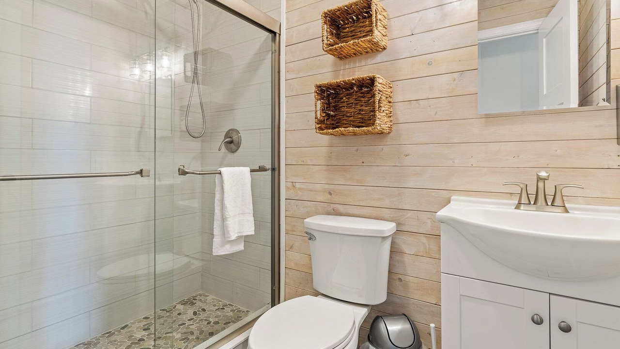 Photo of Bathroom in Nags Head