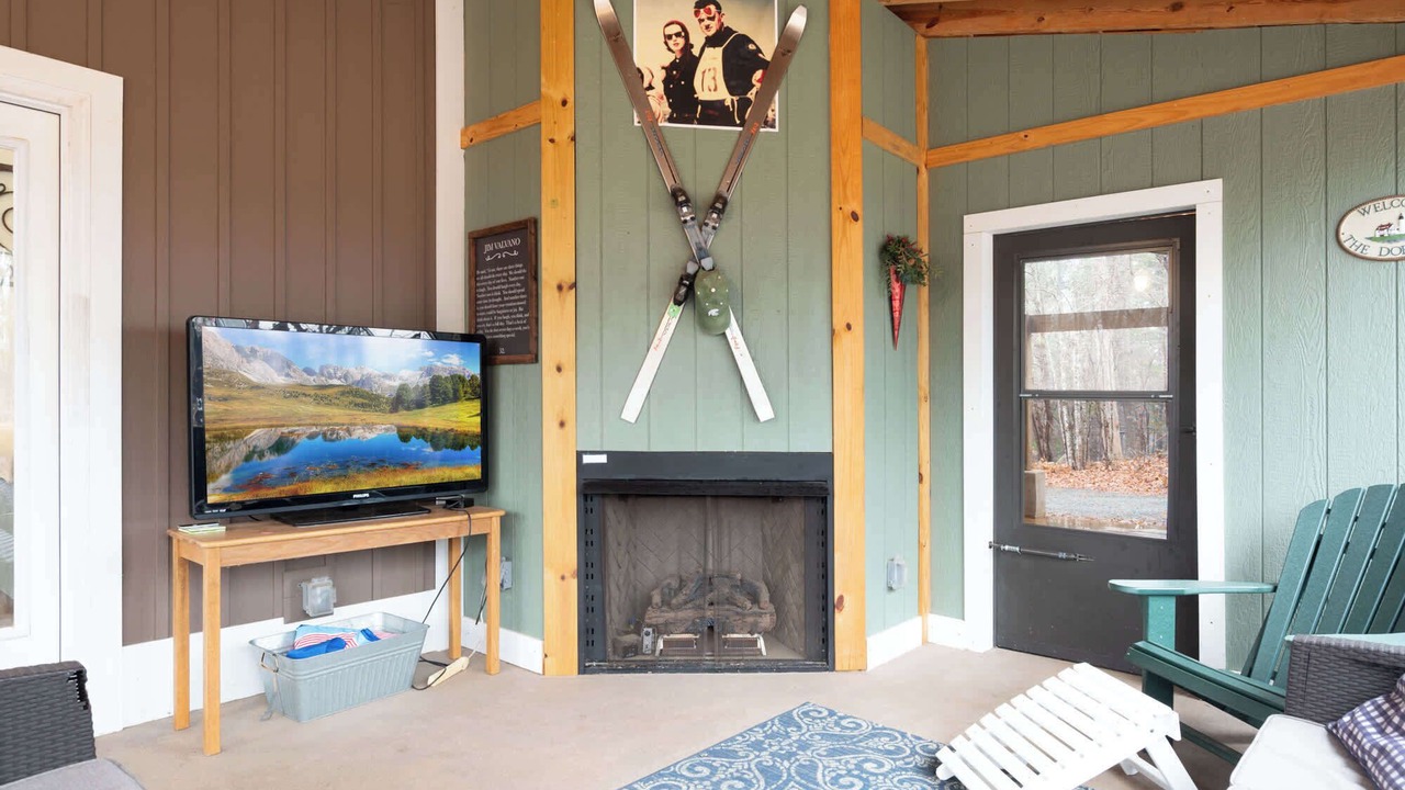 Photo of Livingroom in Burlington