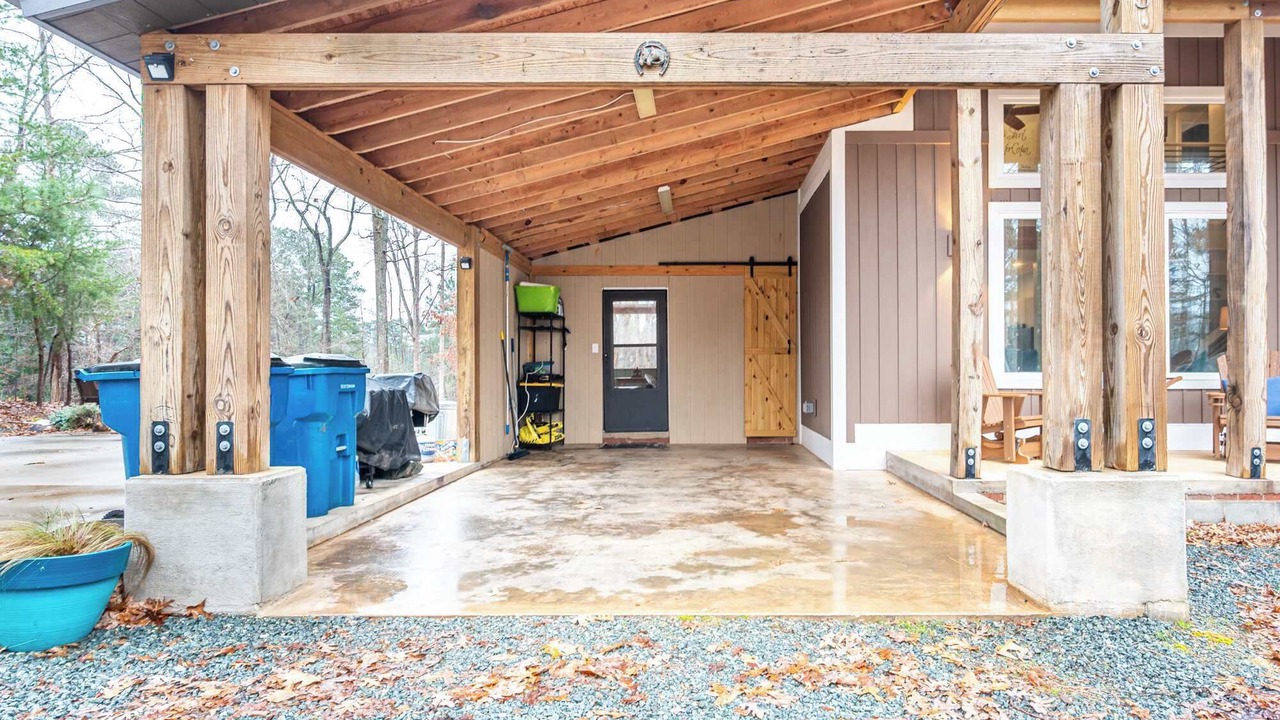 Photo of Outdoor in Burlington