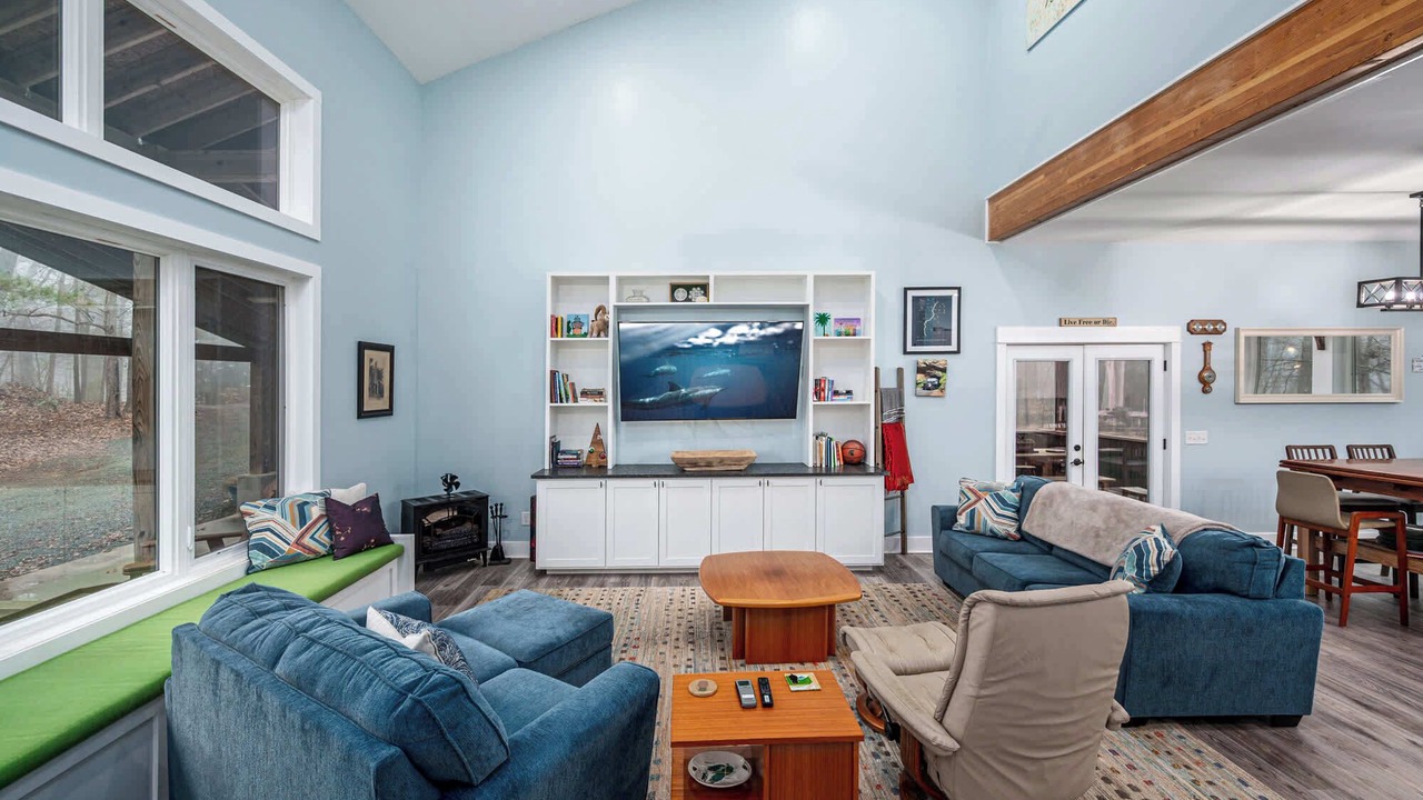 Photo of Livingroom in Burlington