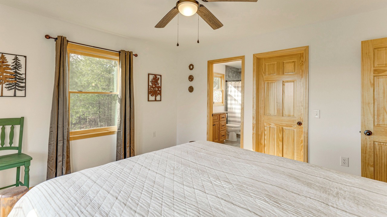 Photo of Bedroom in Murphy