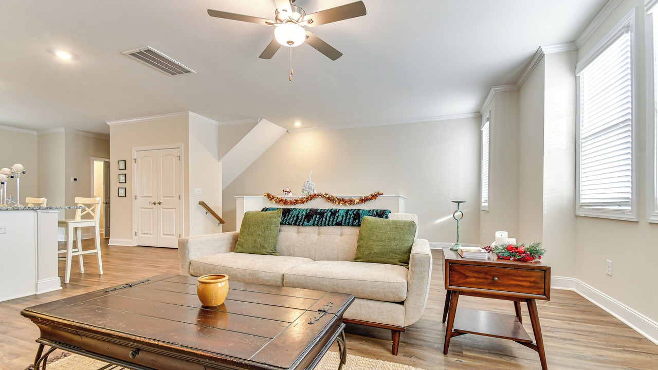 Photo of Livingroom in Northeast Raleigh