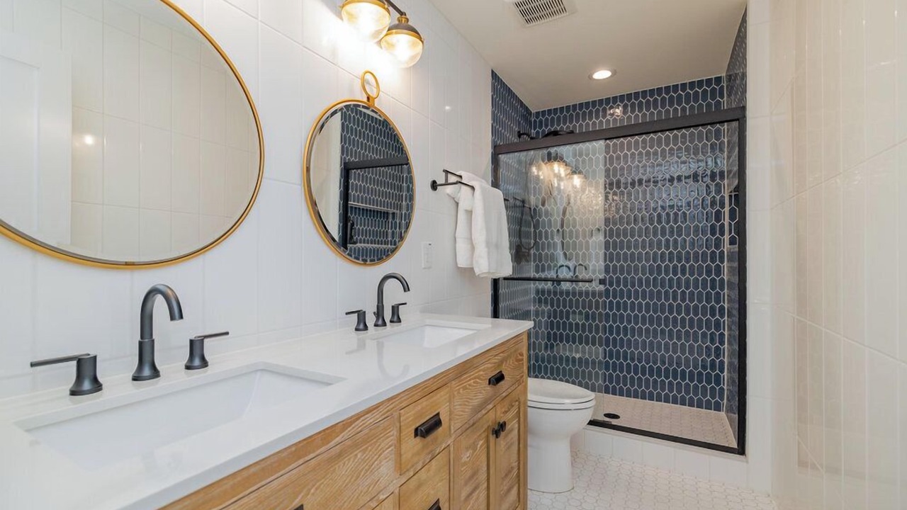 Photo of Bathroom in Wise