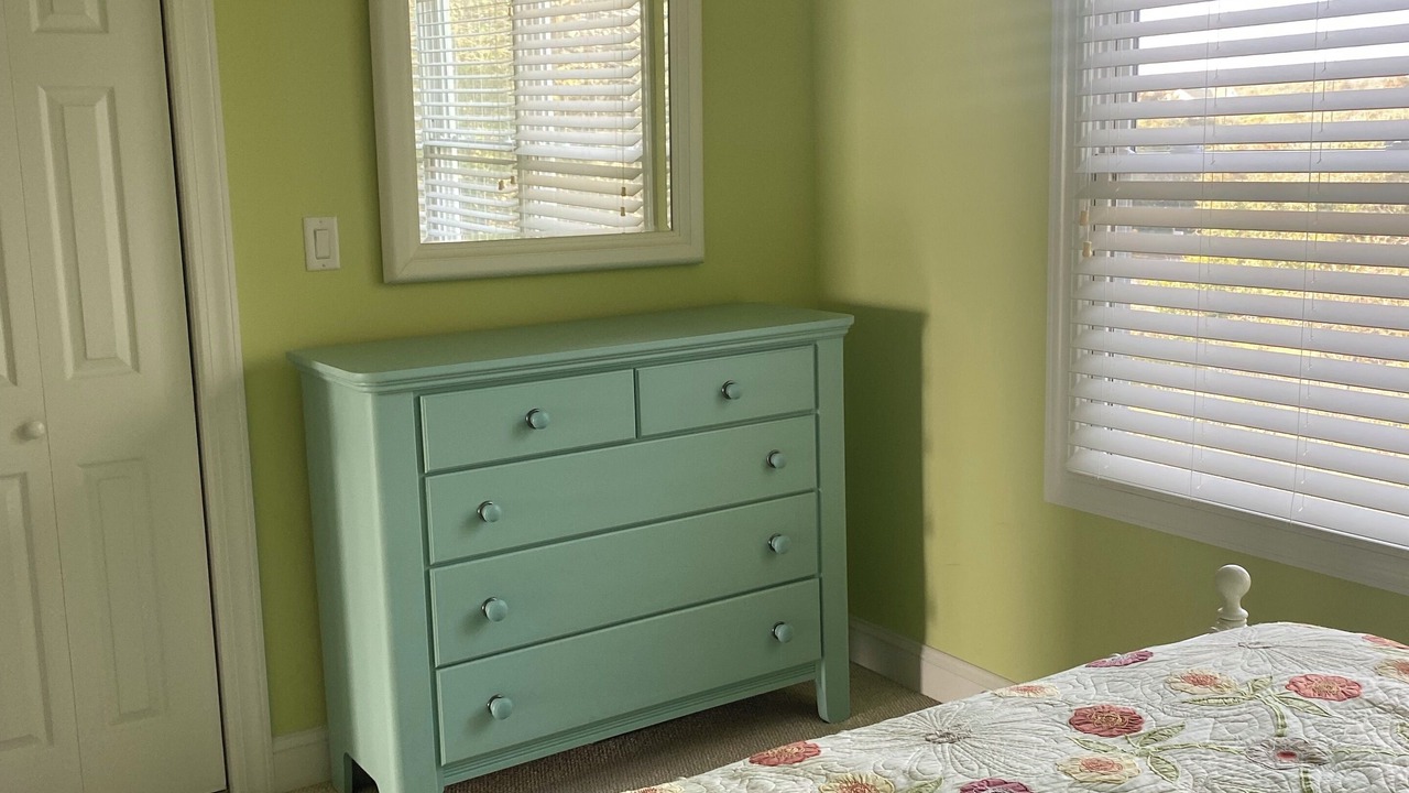 Photo of Bedroom in Pine Knoll Shores