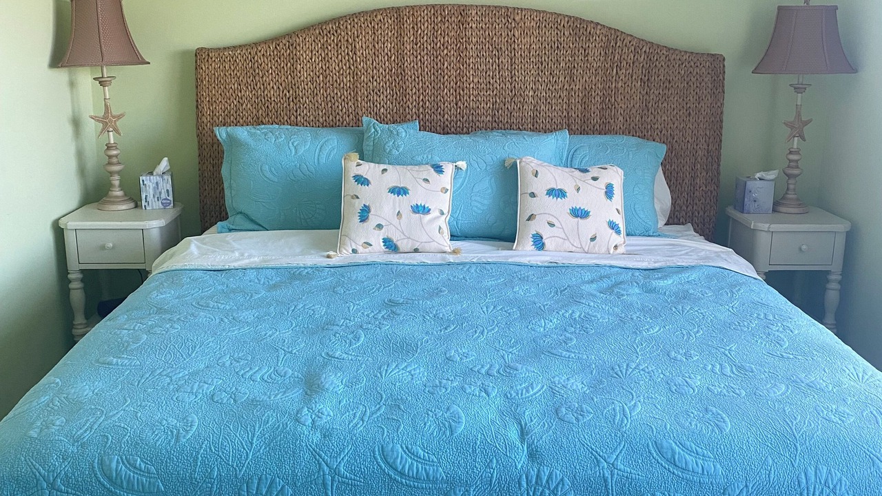 Photo of Bedroom in Pine Knoll Shores