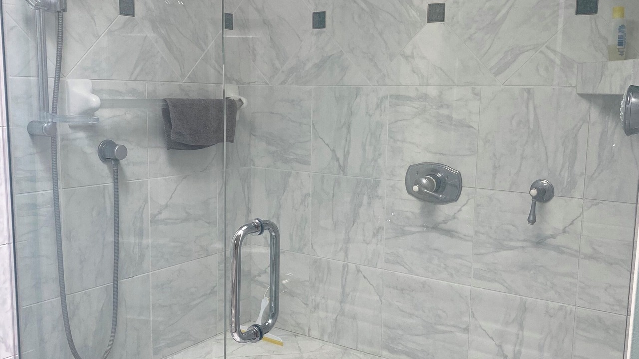 Photo of Bathroom in Pine Knoll Shores