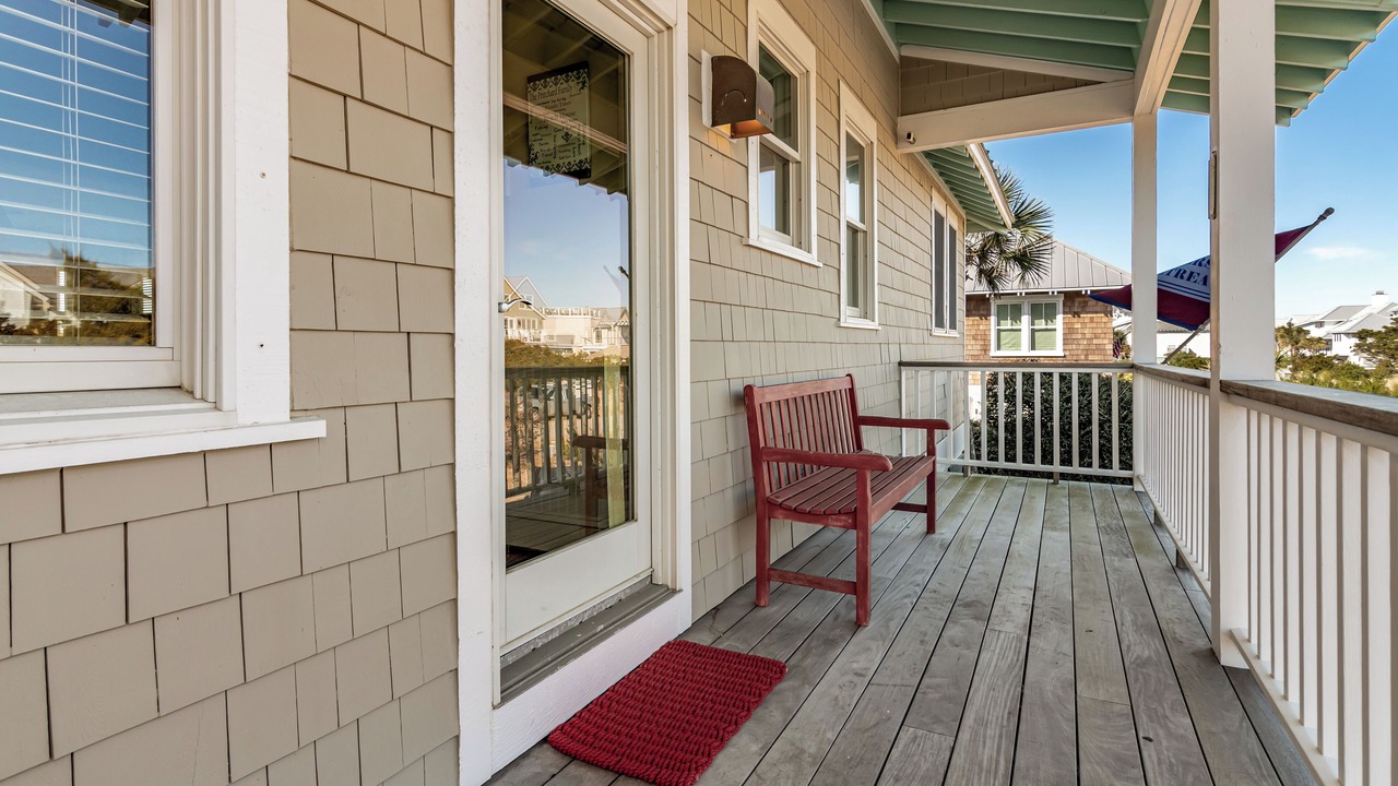 Photo of Patio Balcony in Flora's Bluff