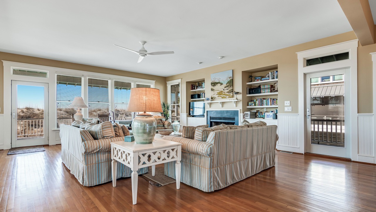 Photo of Livingroom in Flora's Bluff