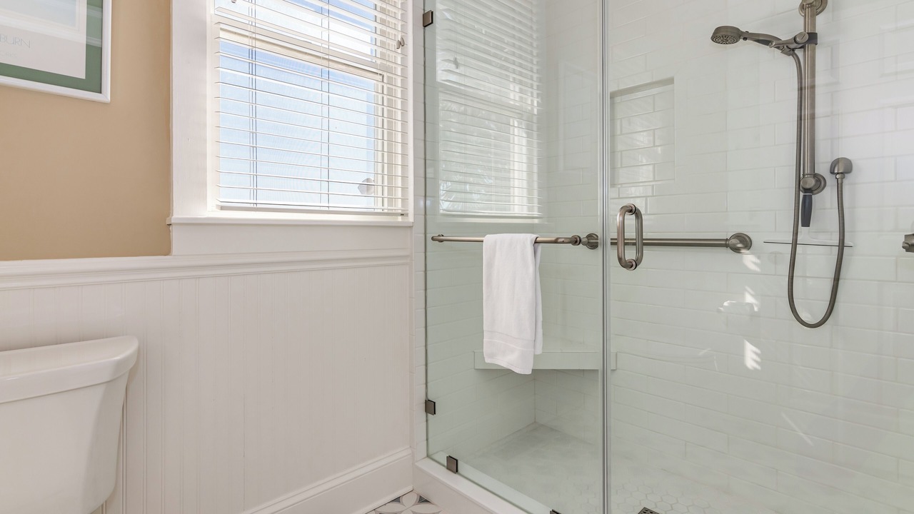 Photo of Bathroom in Flora's Bluff