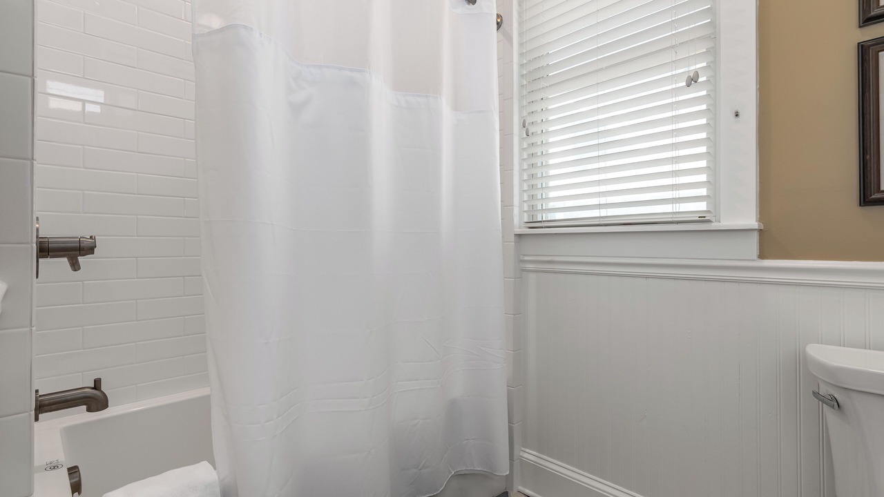 Photo of Bathroom in Flora's Bluff
