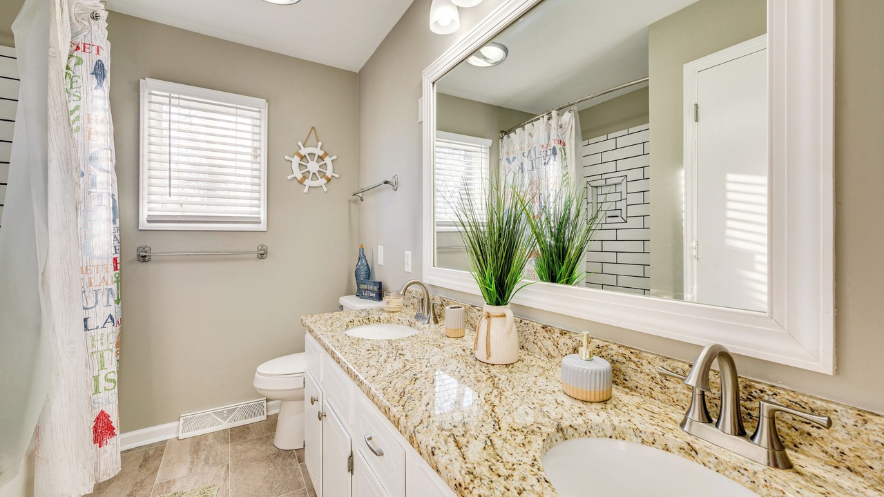 Photo of Bathroom in Troutman