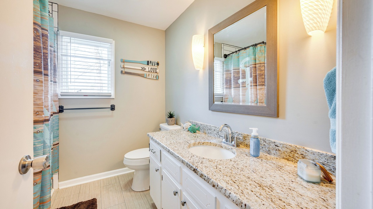 Photo of Bathroom in Troutman
