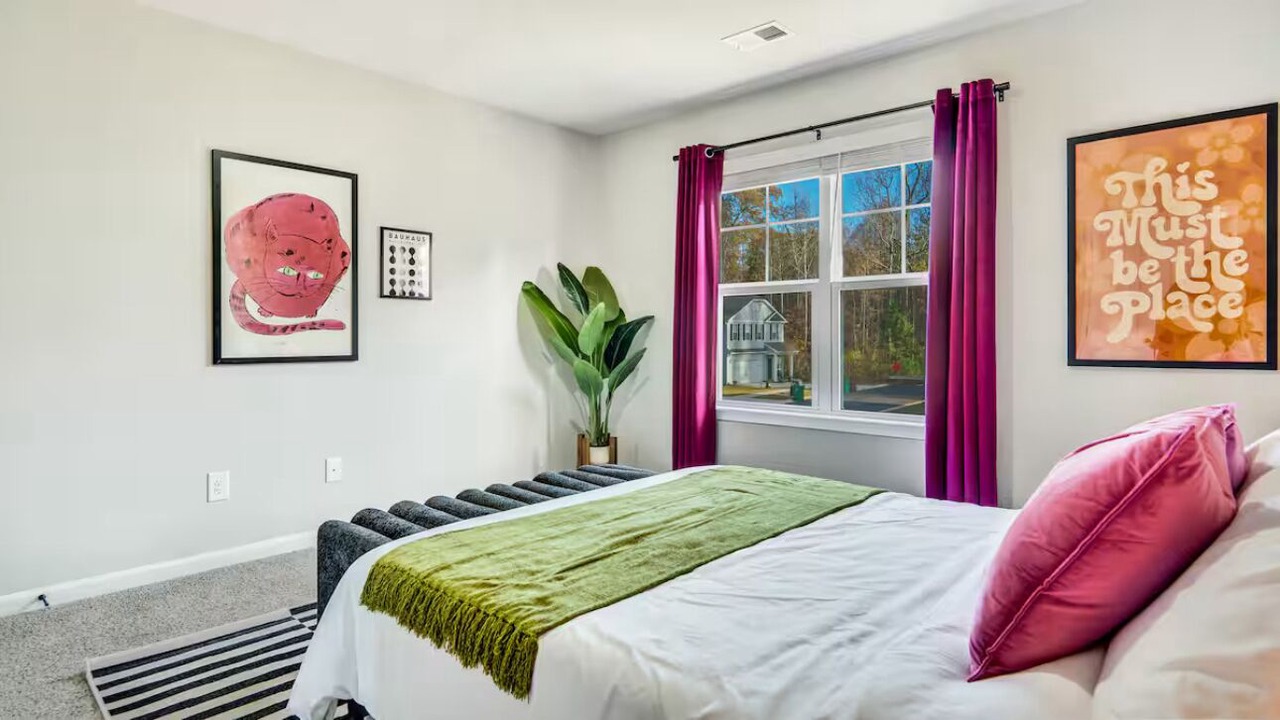 Photo of Bedroom in Sunset Road