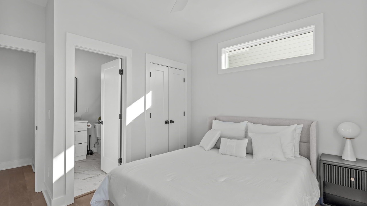 Photo of Bedroom in Downtown