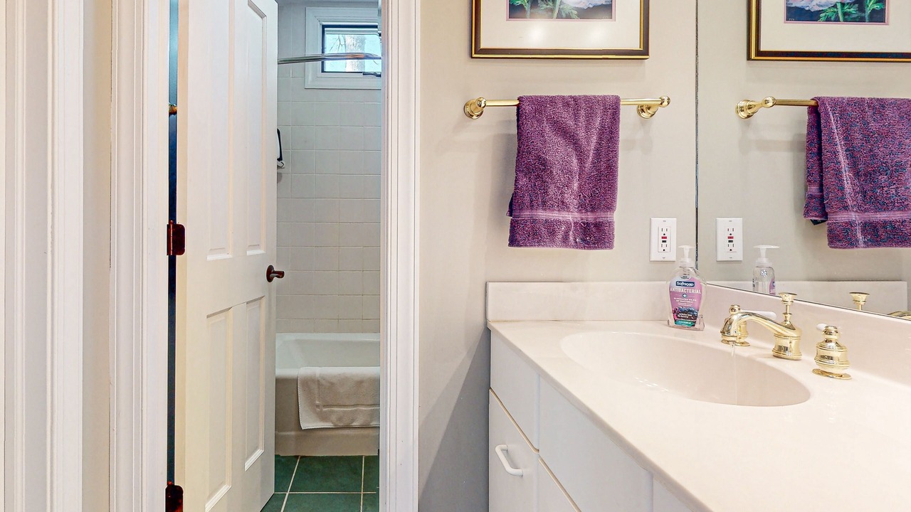 Photo of Bathroom in Sapphire