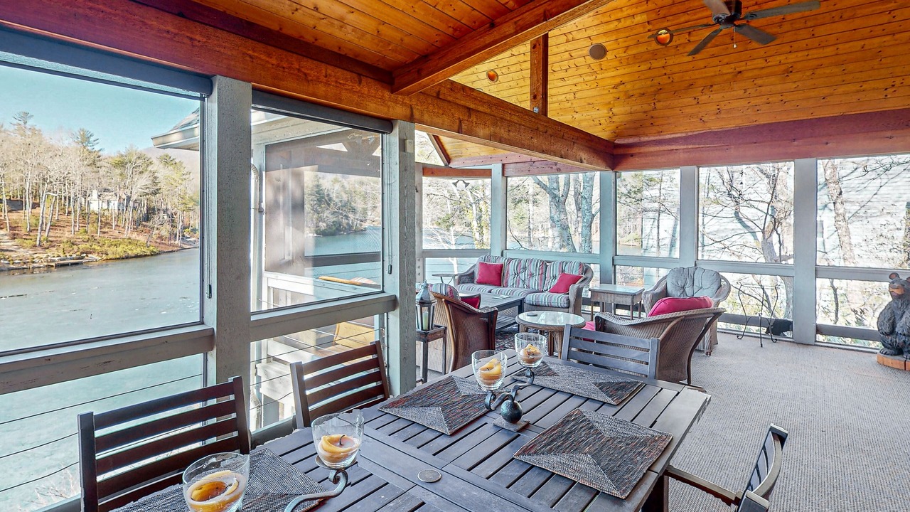 Photo of Outdoor in Sapphire