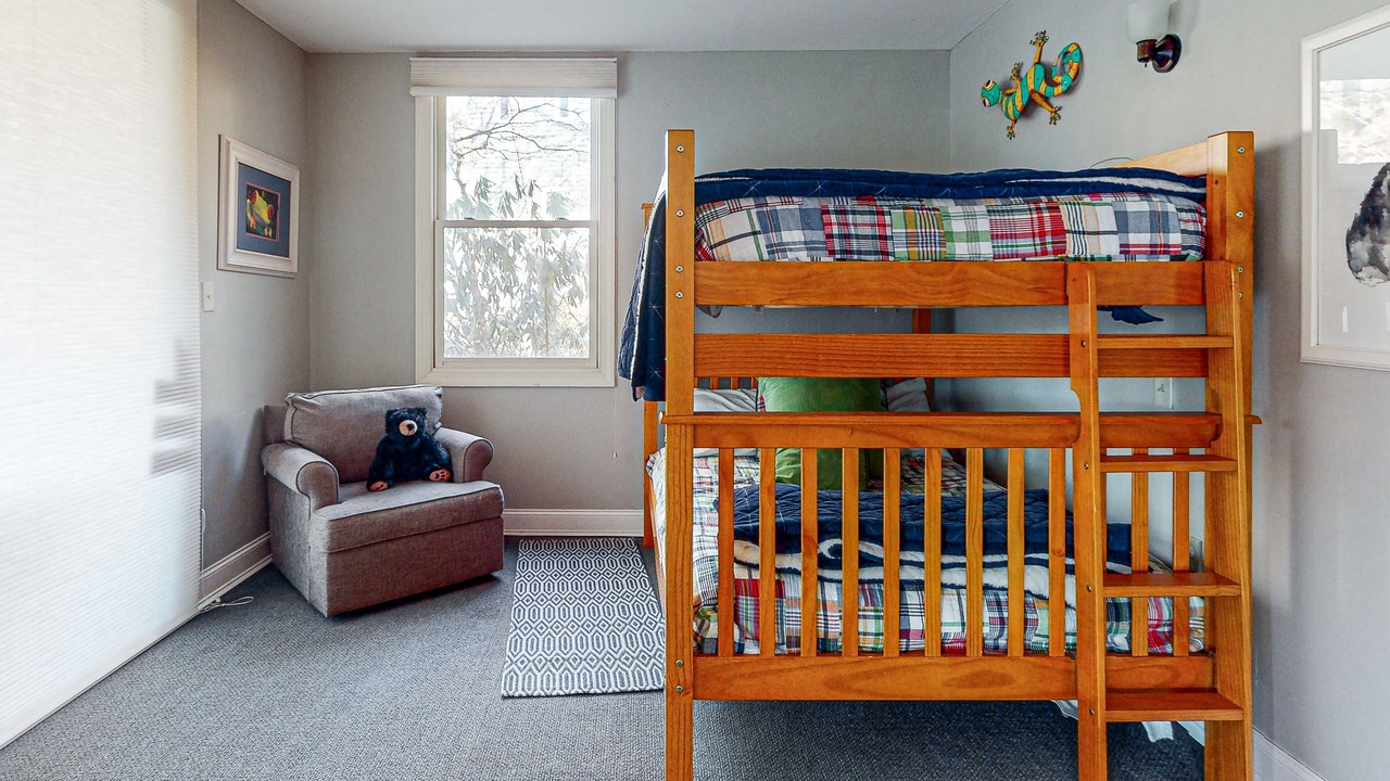 Photo of Bedroom in Sapphire
