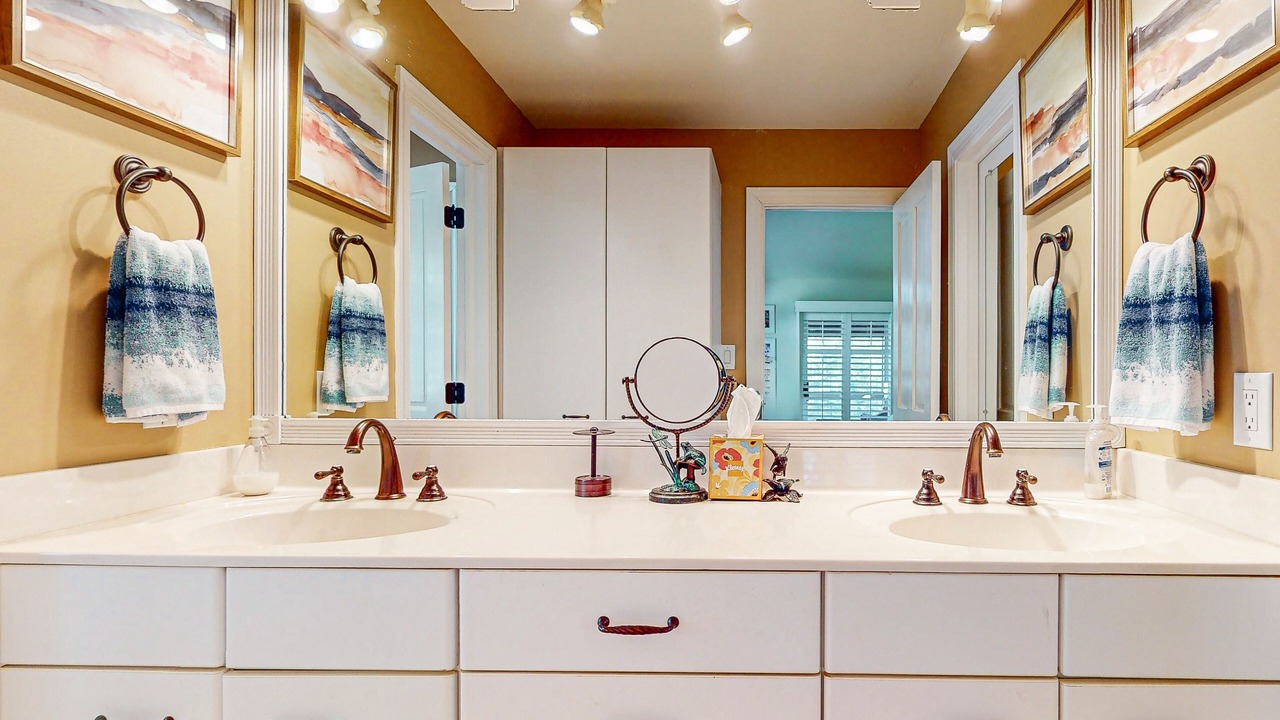 Photo of Bathroom in Sapphire