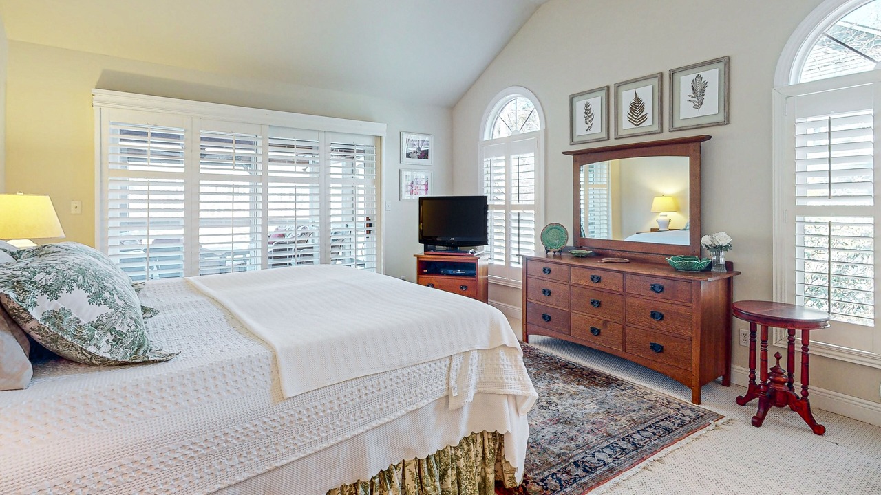 Photo of Bedroom in Sapphire