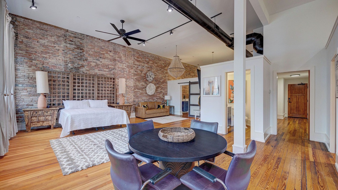 Photo of Livingroom in Downtown Wilmington