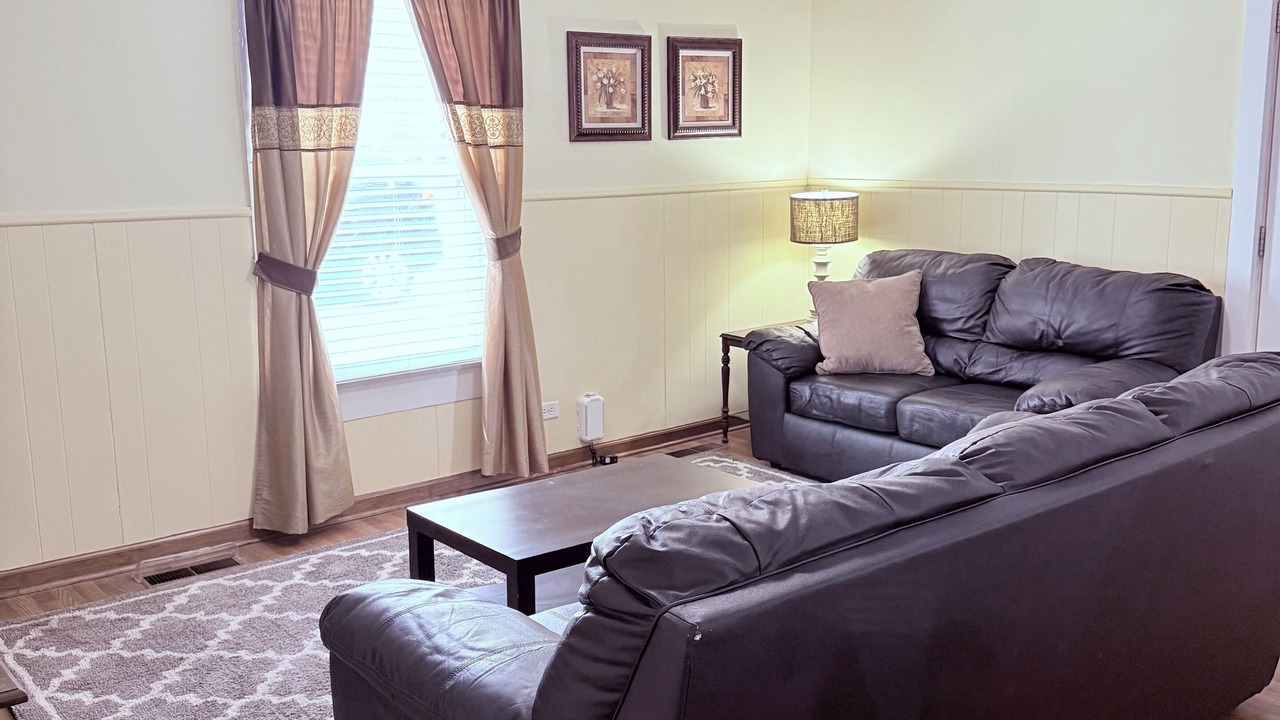 Photo of Livingroom in Mooresville