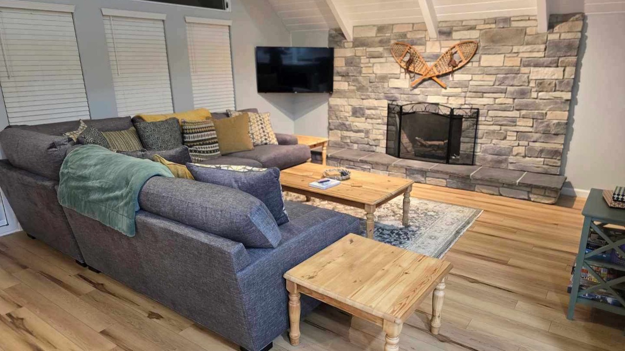 Photo of Livingroom in Waynesville