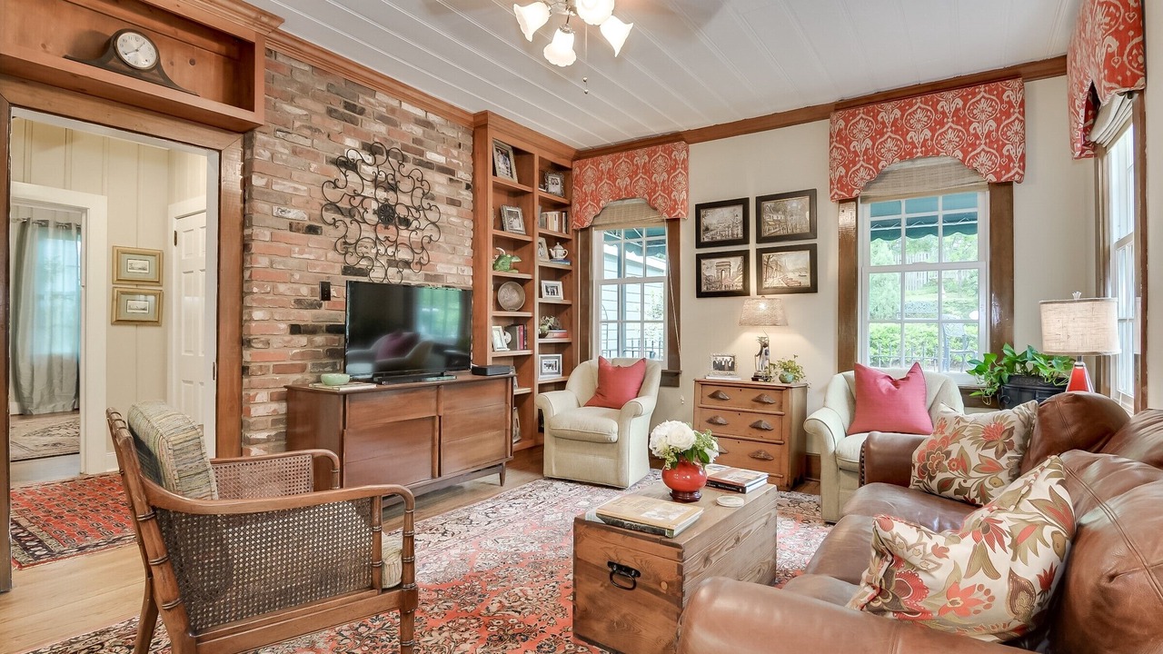 Photo of Livingroom in Summerville