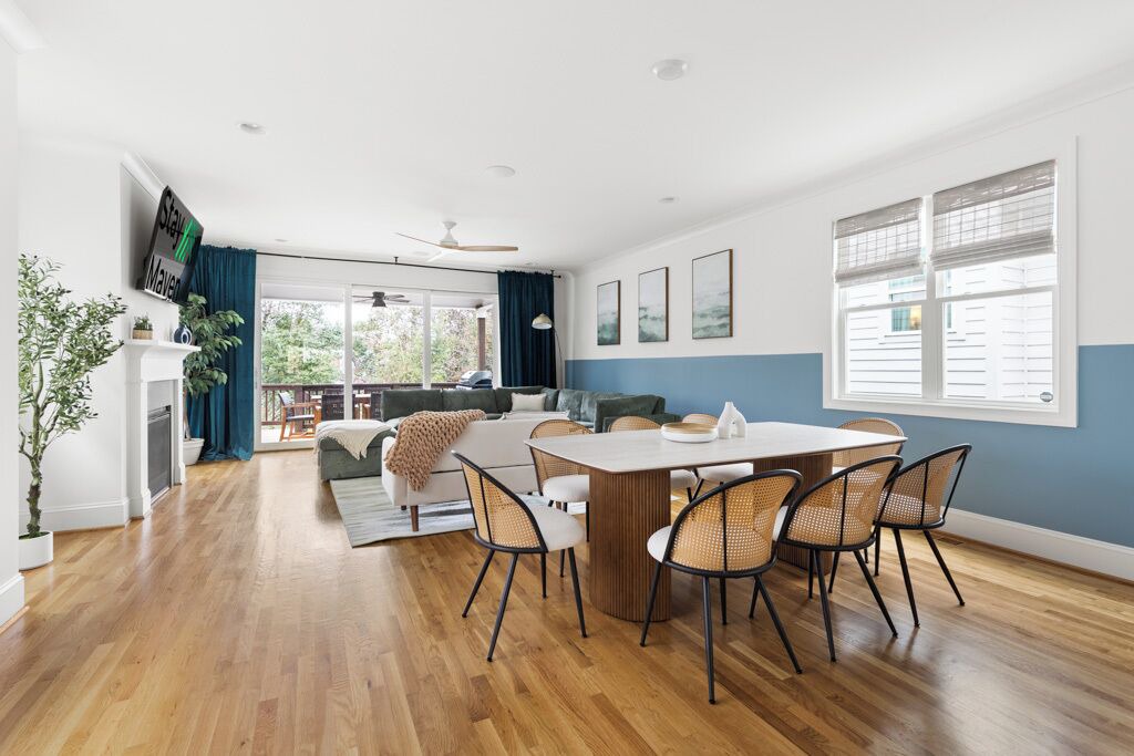 Photo of Livingroom in Southwest Raleigh