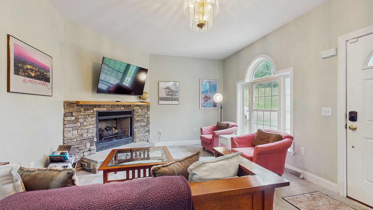 Photo of Livingroom in Arden