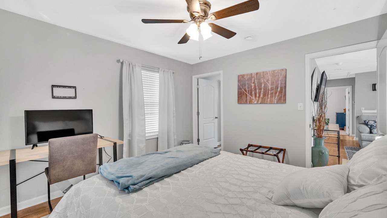 Photo of Bedroom in Lincoln Heights