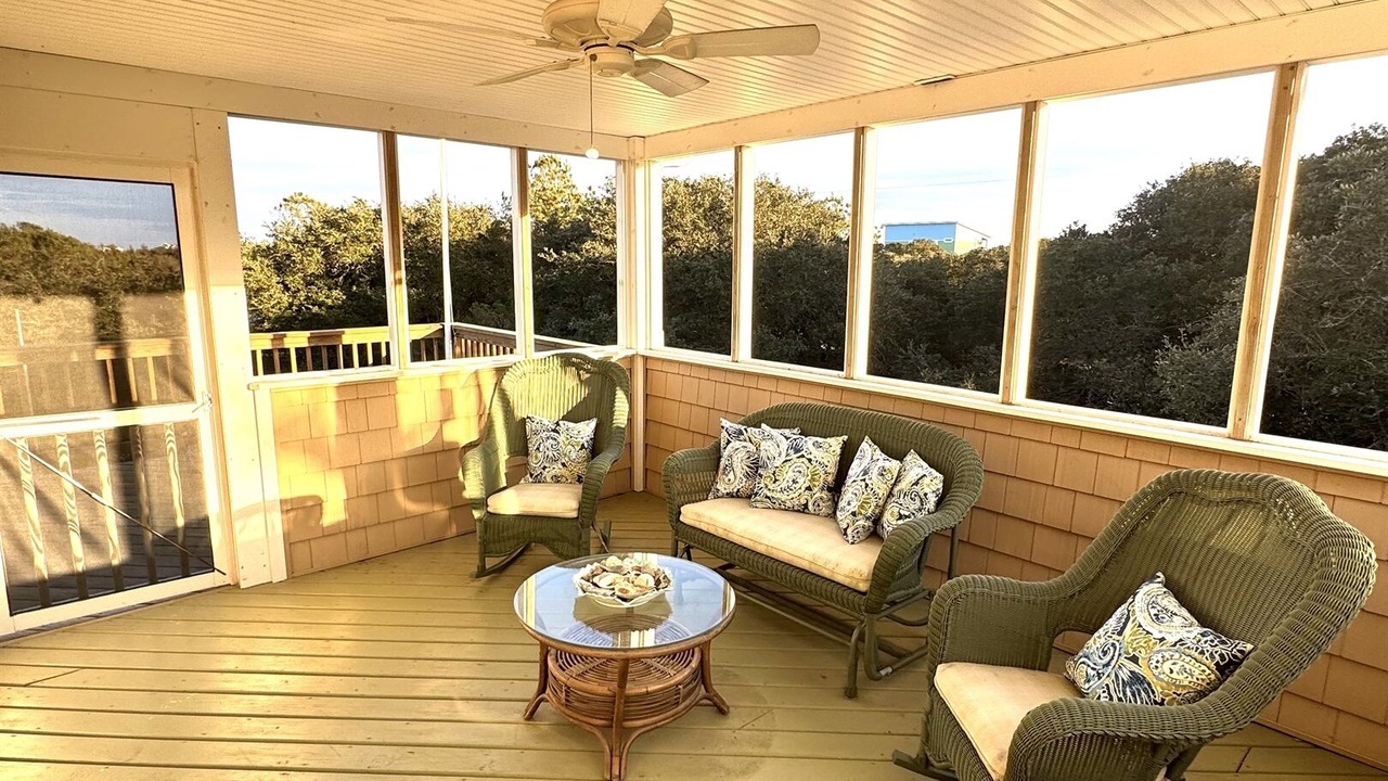 Photo of Patio Balcony in Carova Beach