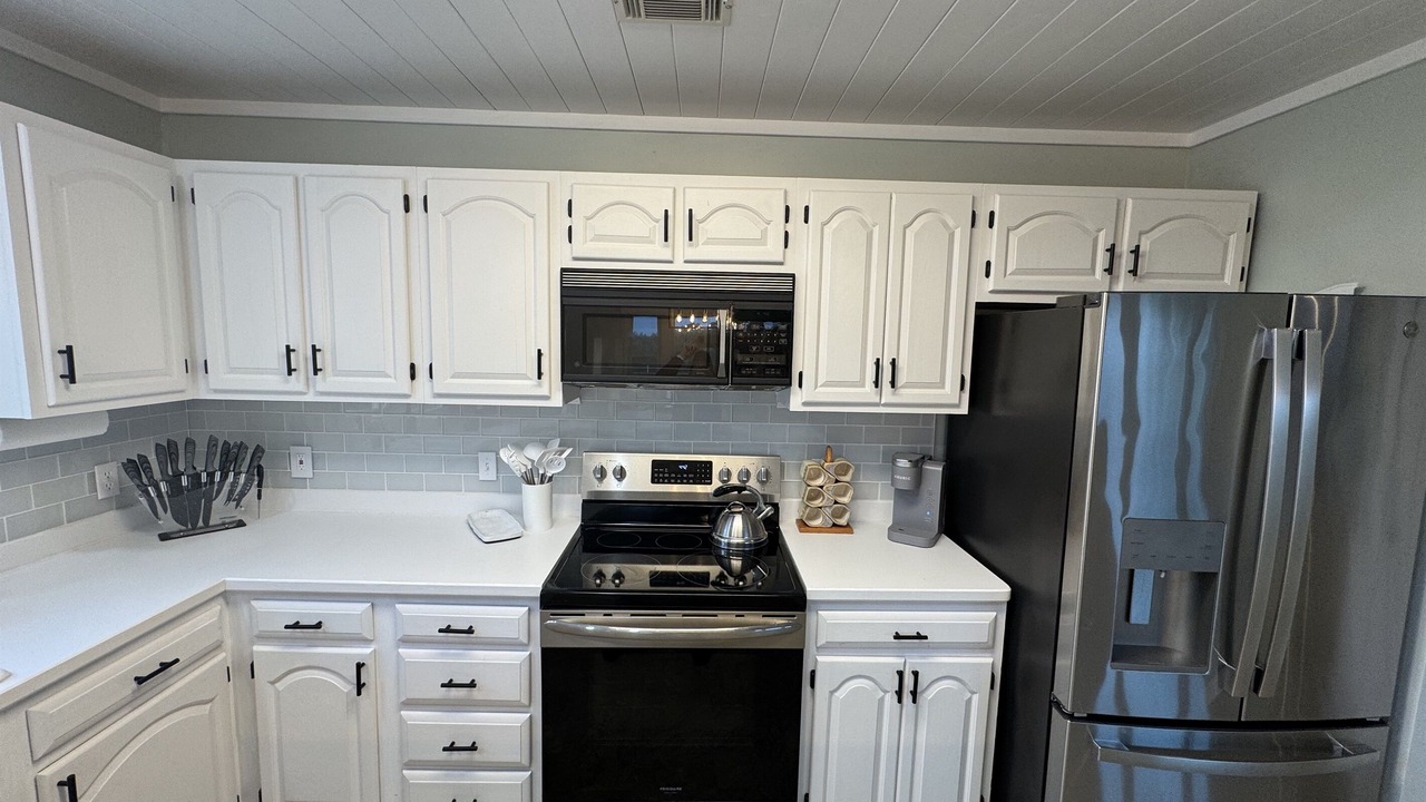 Photo of Kitchen in Carova Beach