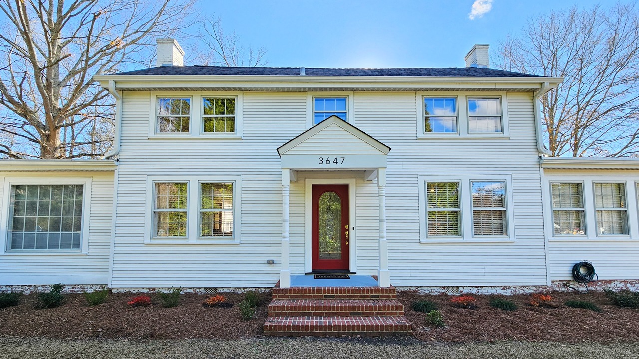 Photo of Outdoor in Olivia