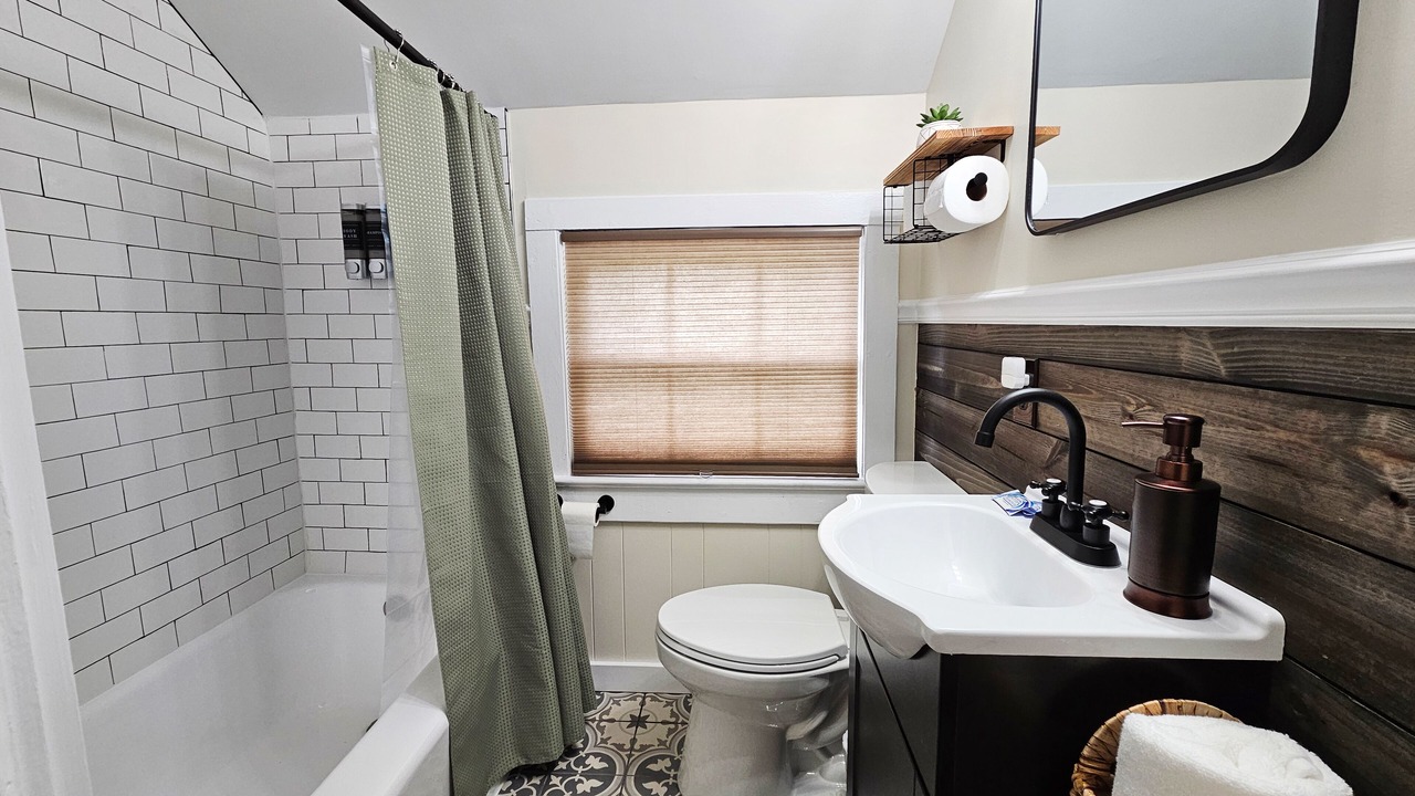 Photo of Bathroom in Olivia