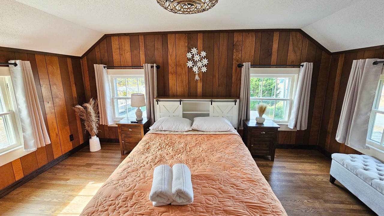 Photo of Bedroom in Olivia