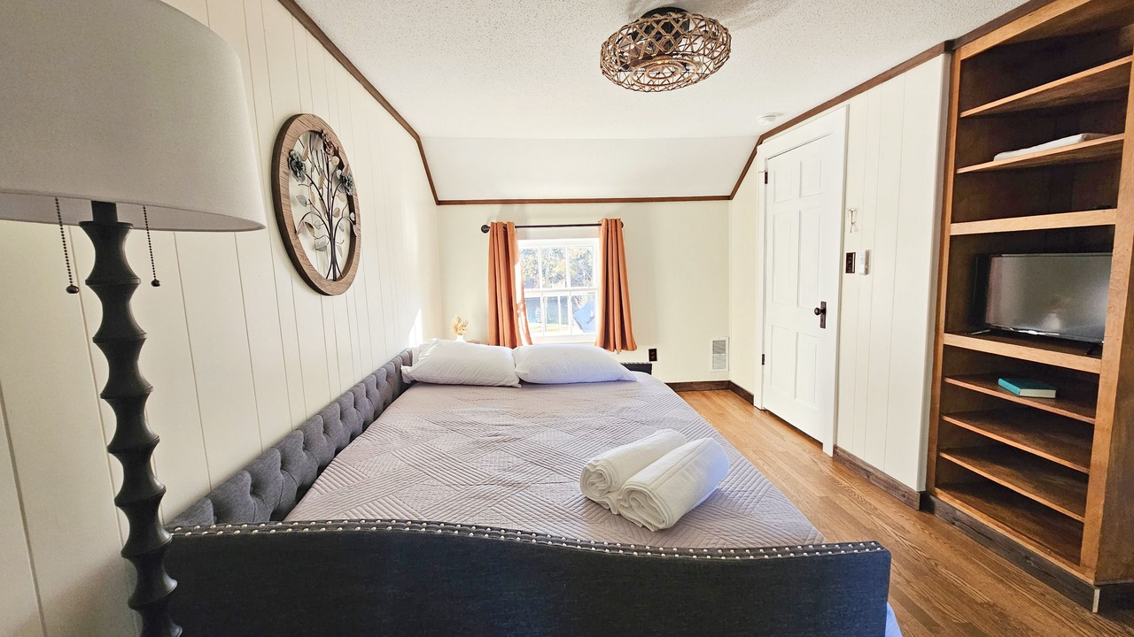 Photo of Bedroom in Olivia