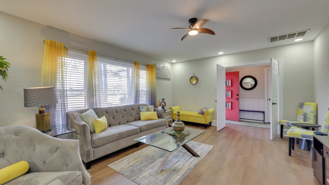 Photo of Livingroom in Greenville