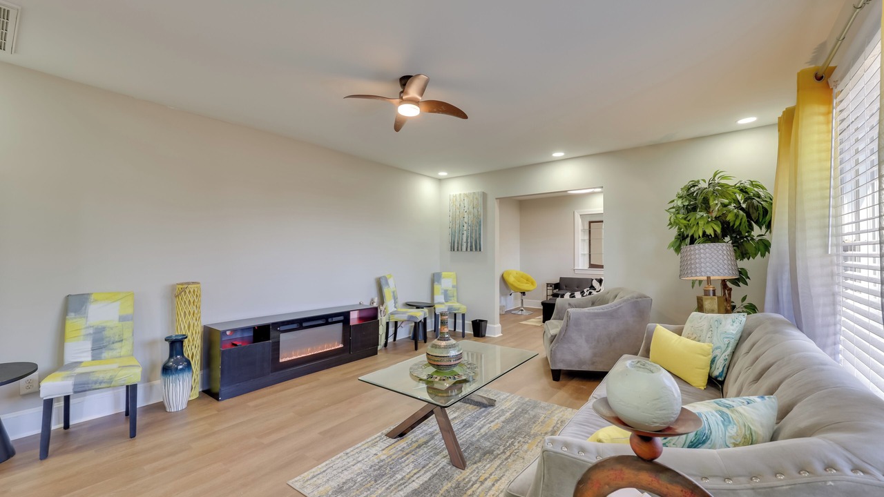 Photo of Livingroom in Greenville