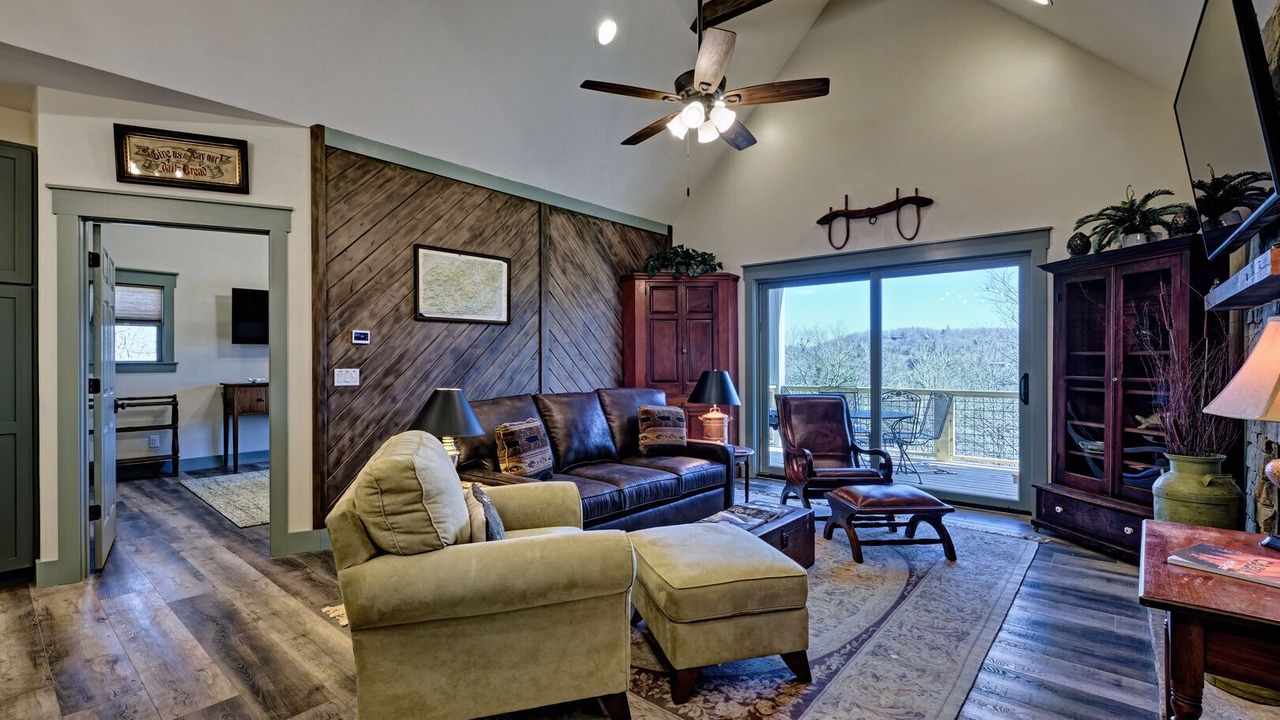 Photo of Bedroom in Mirror Lake