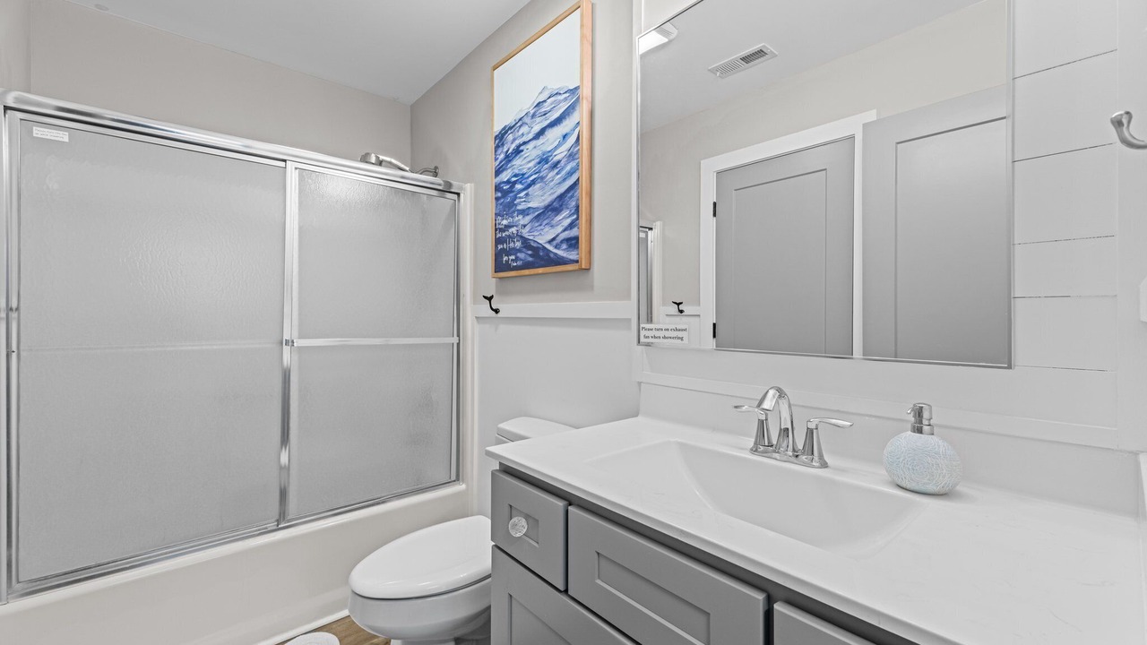 Photo of Bathroom in Oriental