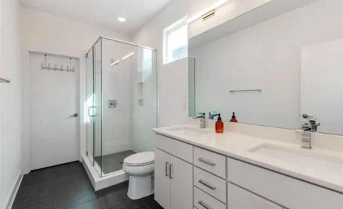 Photo of Bathroom in Biddleville
