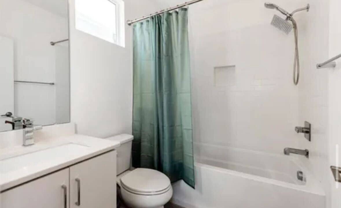 Photo of Bathroom in Biddleville