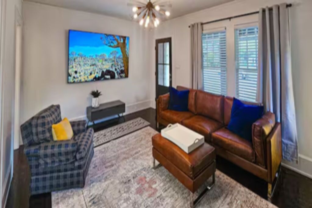 Photo of Livingroom in North Charlotte