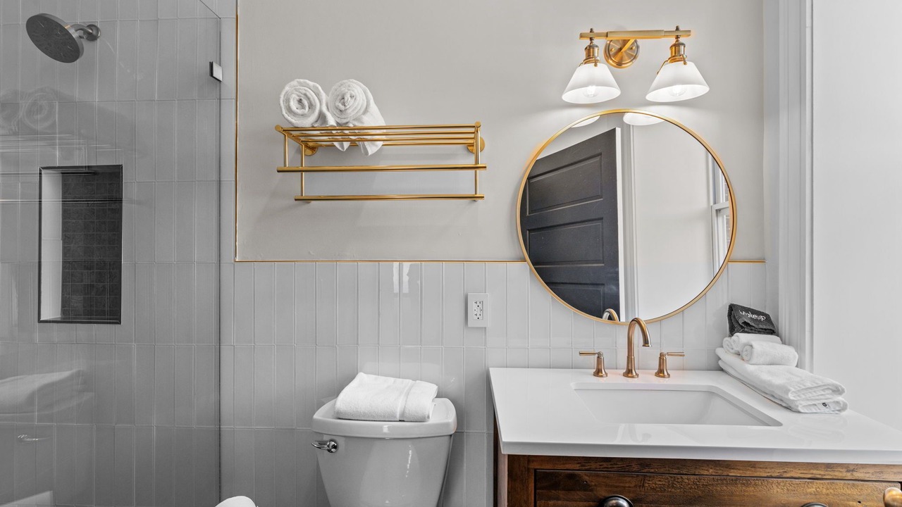 Photo of Bathroom in Washington