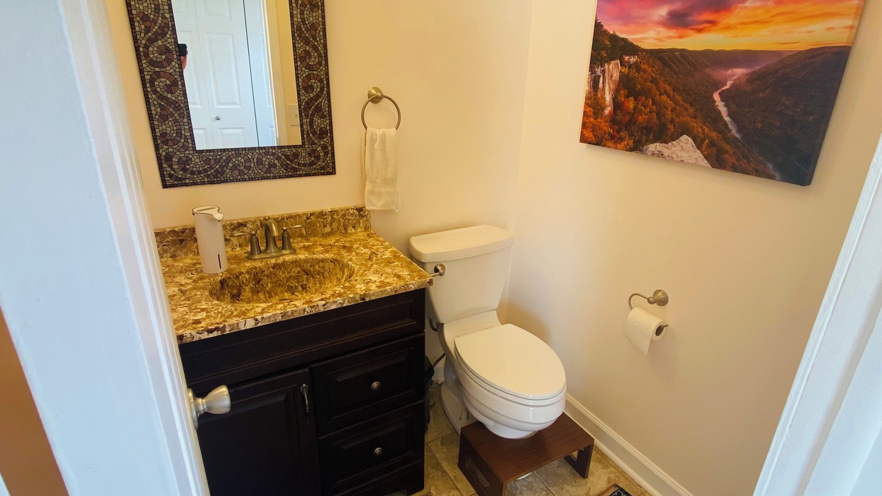 Photo of Bathroom in Candler