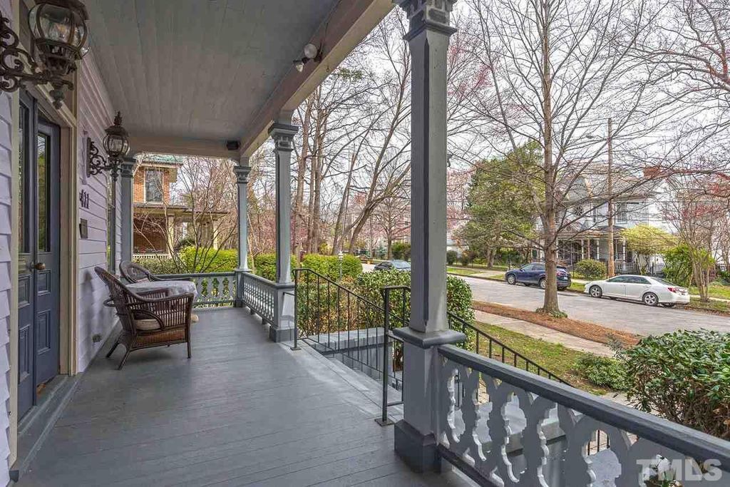 Photo of Outdoor in Historic Oakwood