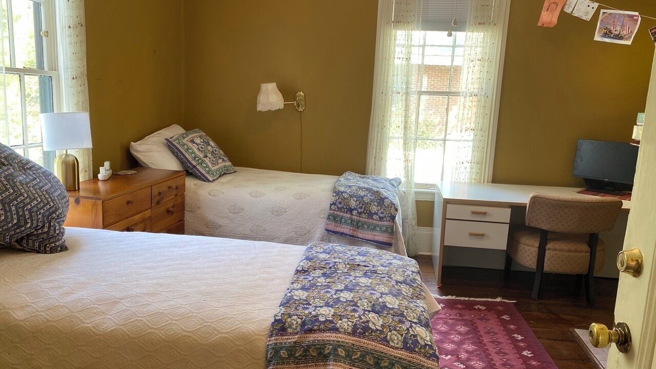 Photo of Bedroom in Historic Oakwood